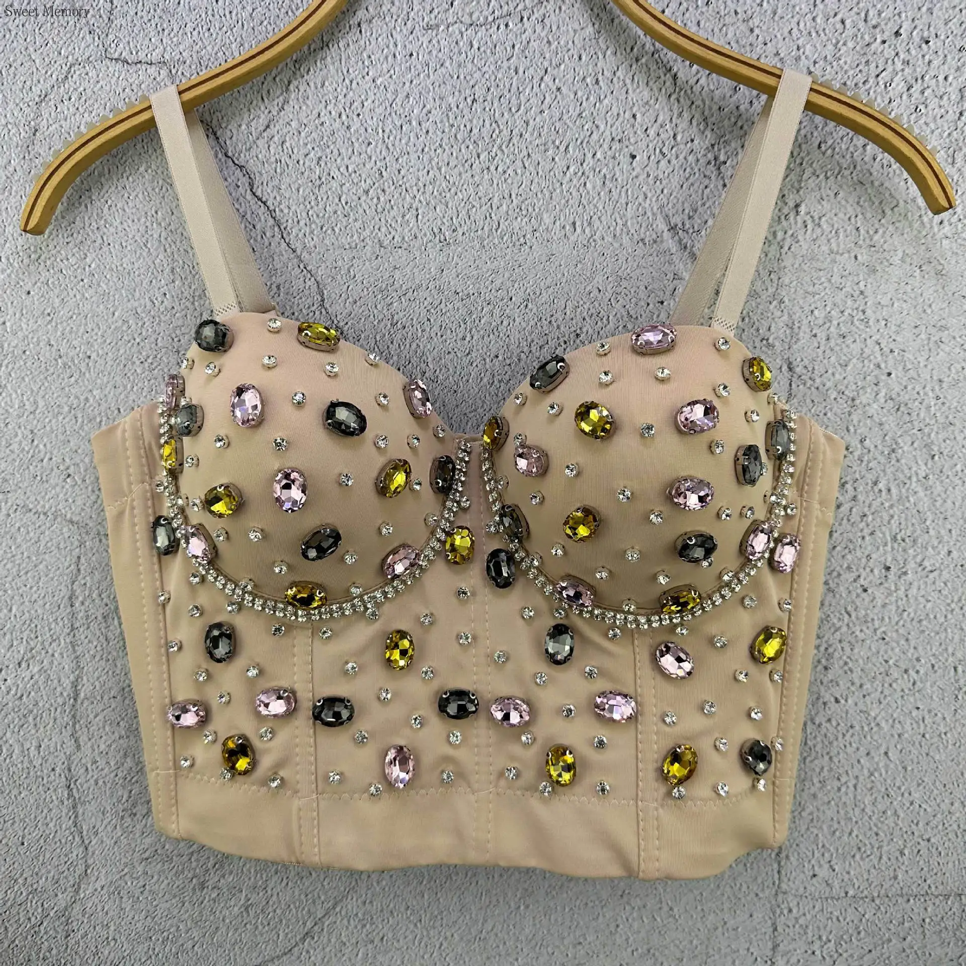 

D1266 Прямая поставка, одежда для сценических танцев, модная одежда с цепочкой и стразами, женская мода, топ без бретелек, оптовая цена