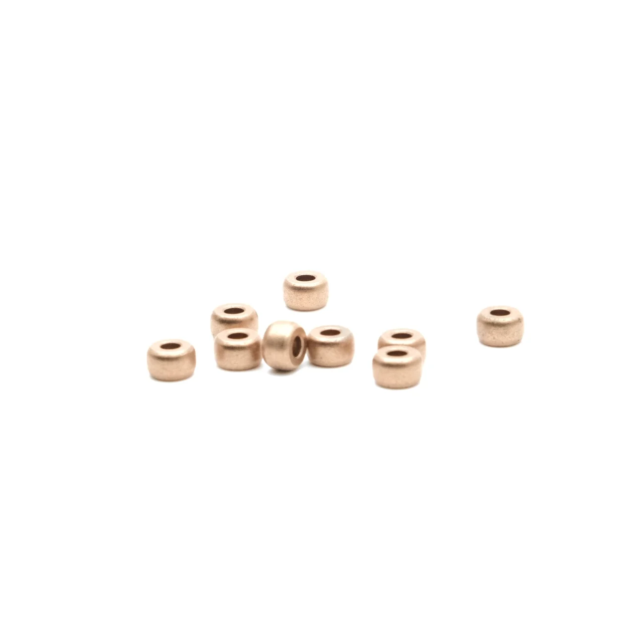 Oil-impregnated Self-lubricating Ball Bearing Spherical 2/4/5mm Size for Smooth Rotation Applications