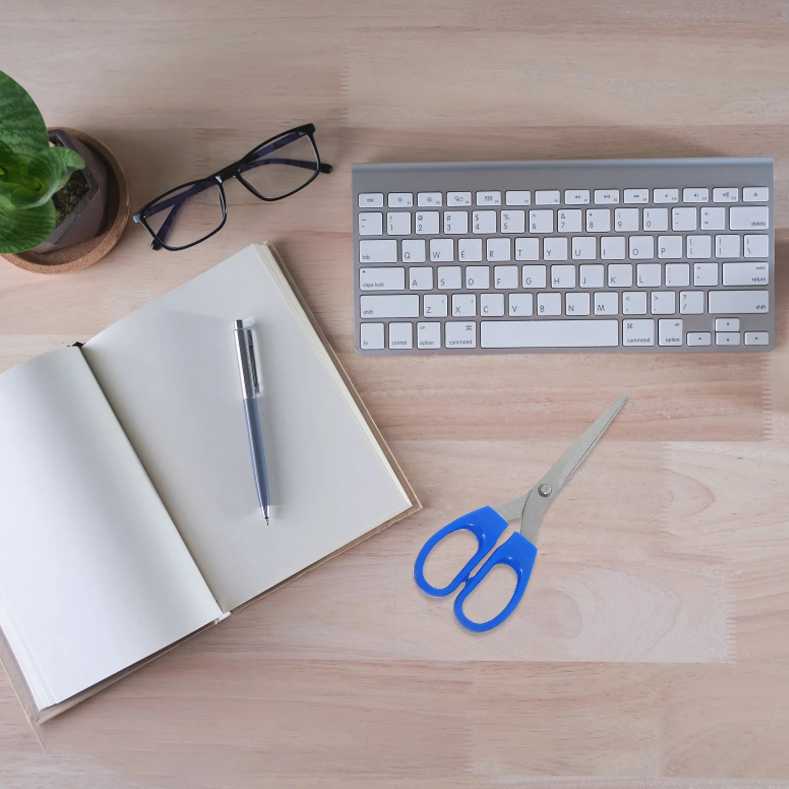 

4Pcs Student Handcraft Scissors Sharp Stainless Steel Blunttip Safe Design Lightweight Comfortable Grip for School Office Crafts