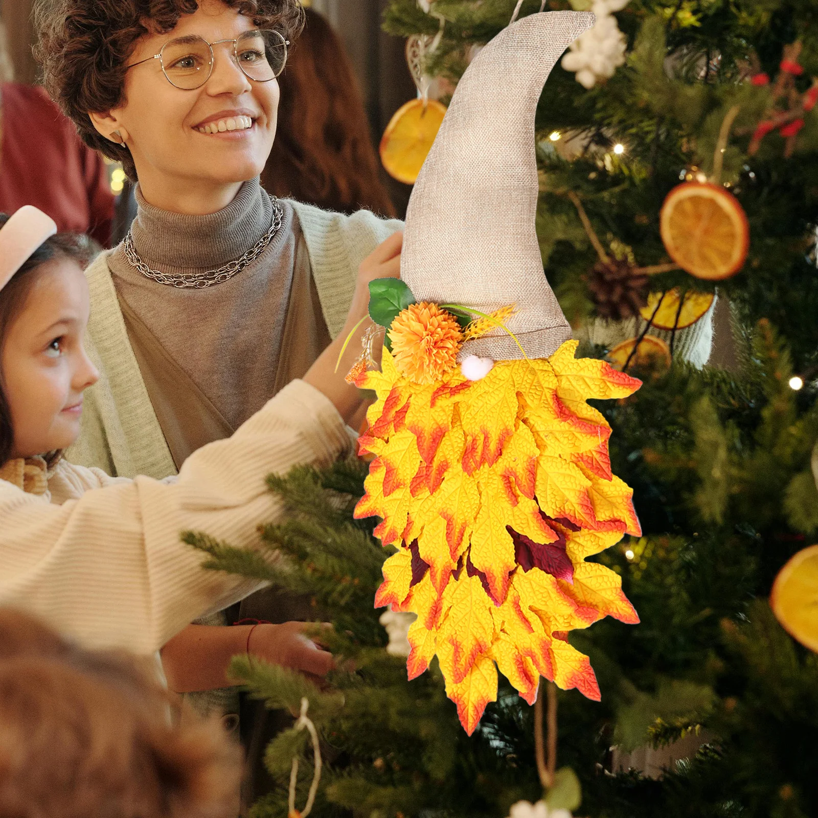 

Autumn Harvest Front Door Wreath Gnome Fall Decoration Artificial Maple Leaves Thanksgiving Indoor Outdoor Holiday Swag