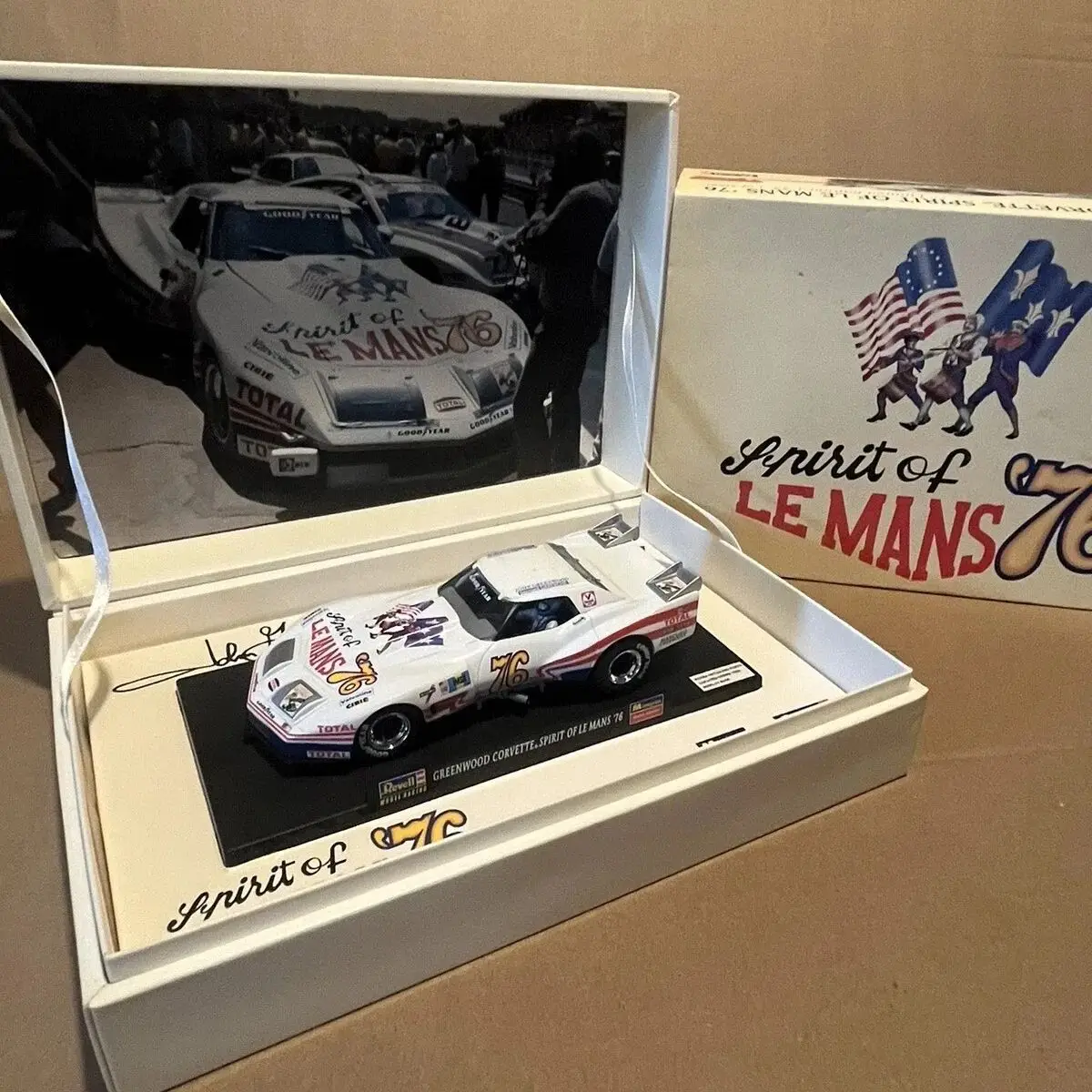 

1/32 SLOT CAR 2004 MONOGRAM GREENWOOD CORVETTE SPIRIT OF SEBRING 76 White Works
