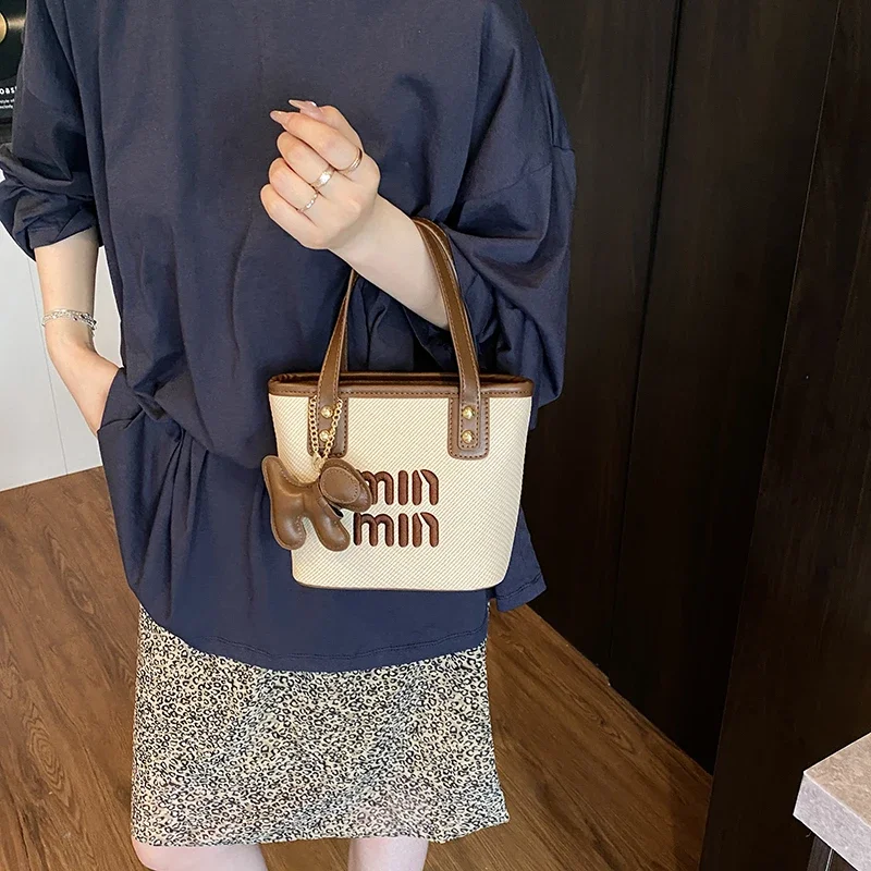 

Business Class Messenger Bag Women Multifunctional Shoulder Bag Professional For Corporate Travel And Meetings