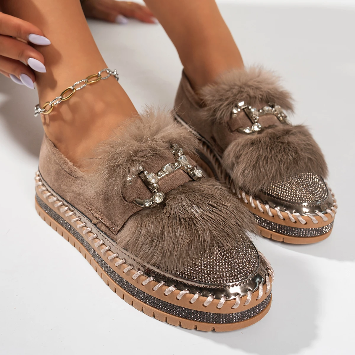 2026 Autumn Winter New Plush Skin-friendly Warm Sports Shoes Women's Rhinestone Decorative Thick-soled Round-headed Cotton Boots