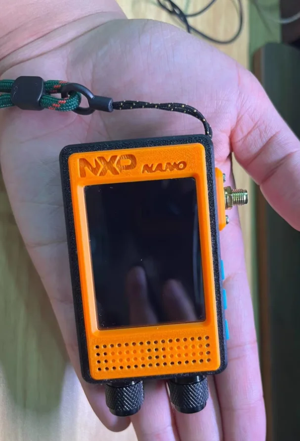 Mini Pocket TEF6686 ESP32 NXP-NANO Multiband Radio 2.4" IPS Touchscreen, 2000mAh EDC Portable FM/LW/MW/SW/AIR Receiver