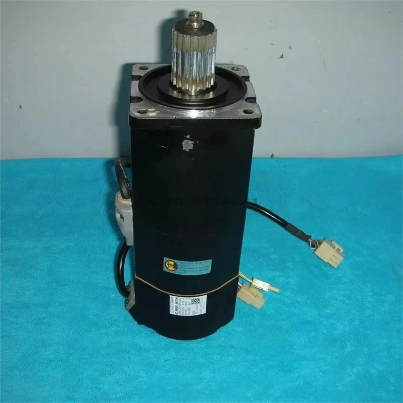 CSMZ-08BH6ABM3 For Samsung CSMZ-08BH6ABM3 AC Servo Motor Used