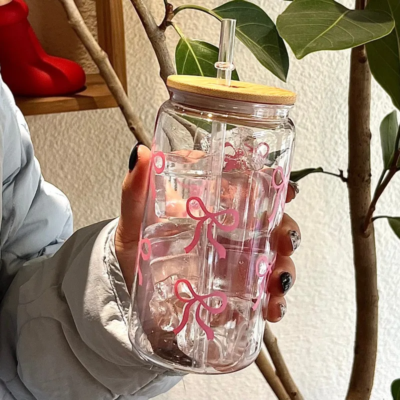 500ml/16.9oz Niedlicher Plastikbecher in Mason-Jar-Form mit Deckel und Strohhalm für Eiskaffee, Saft, Trinkbecher, Geschenk