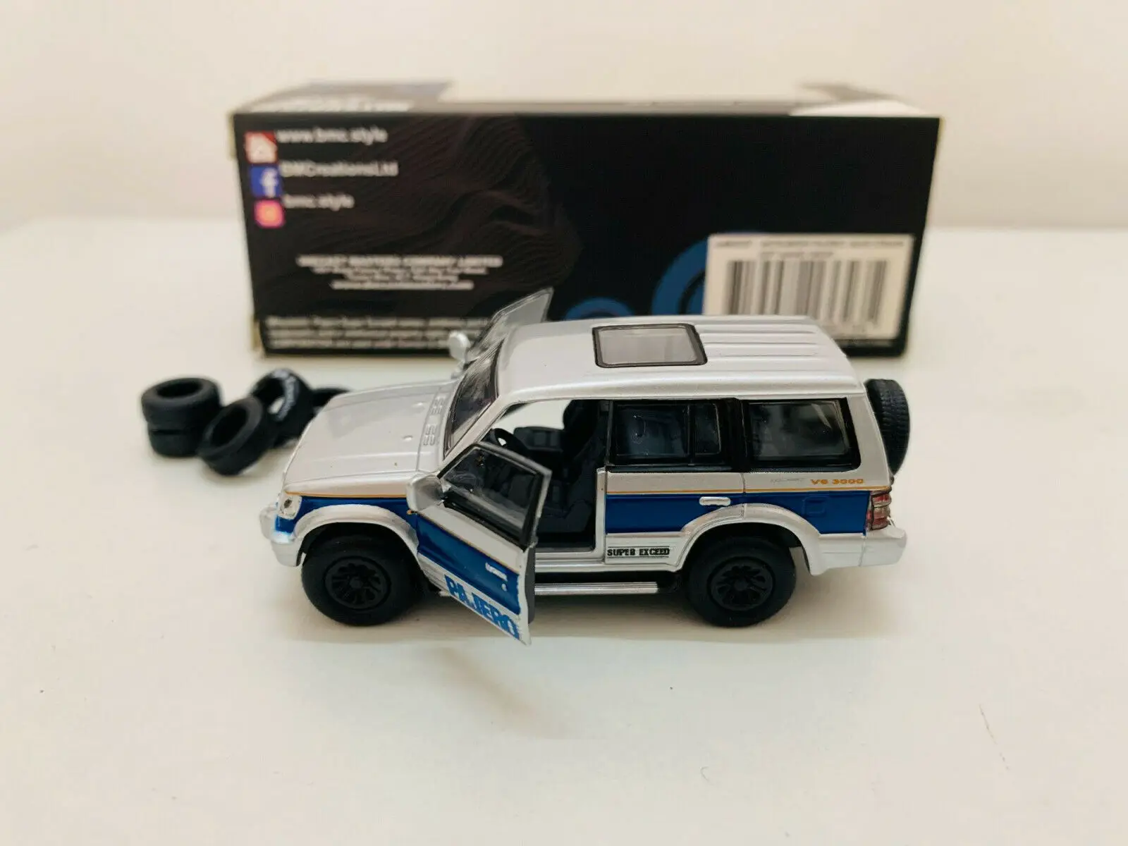 BM Creations Junior Pajero Stripe (LHD) Open Door 1:64 Scale DieCast Miniature Model Car