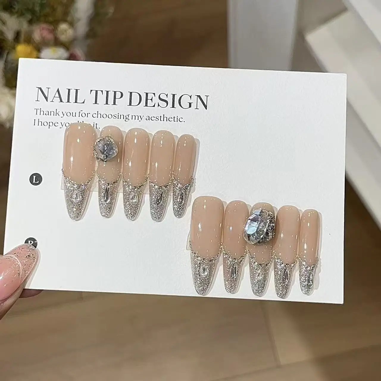 10 stuks high-end Elegante en lichte luxe stijl, met de hand geschilderde driedimensionale vierkante diamanten, oogverblindende stapeldiamanten handgemaakt