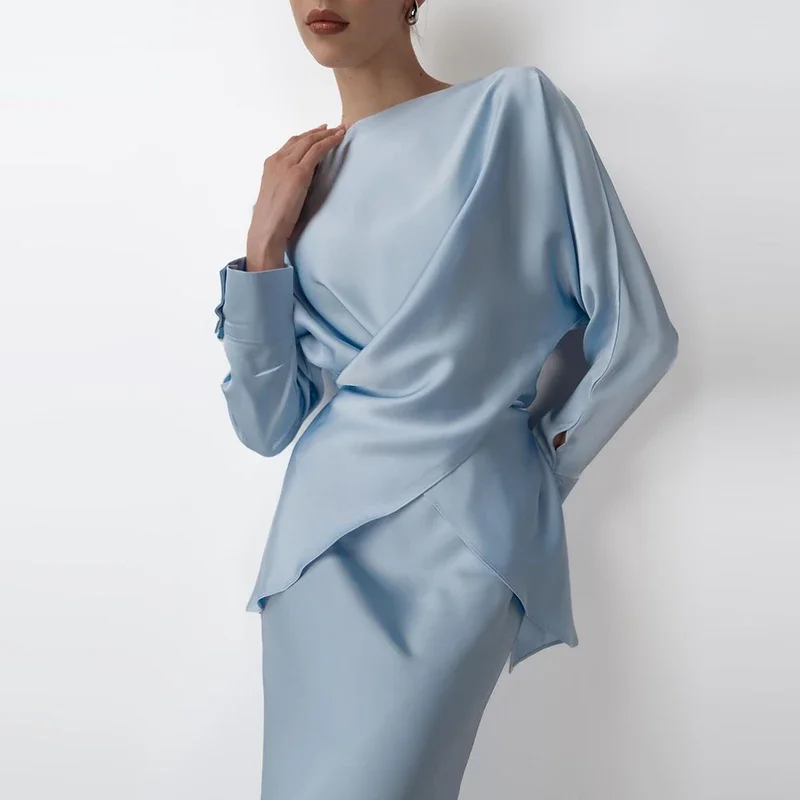 女性用ハーフスカート付き長袖ラウンドネックトップ,シンプルなサテンスーツ,カジュアルなスリムフィット,モノクロ,エレガント,春,2個セット