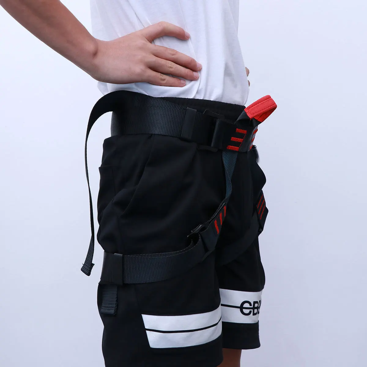 Climbing Safety Harness Adjustable For Mountaineering Rappelling Fire Rescue Working Outdoor Camping Climbing