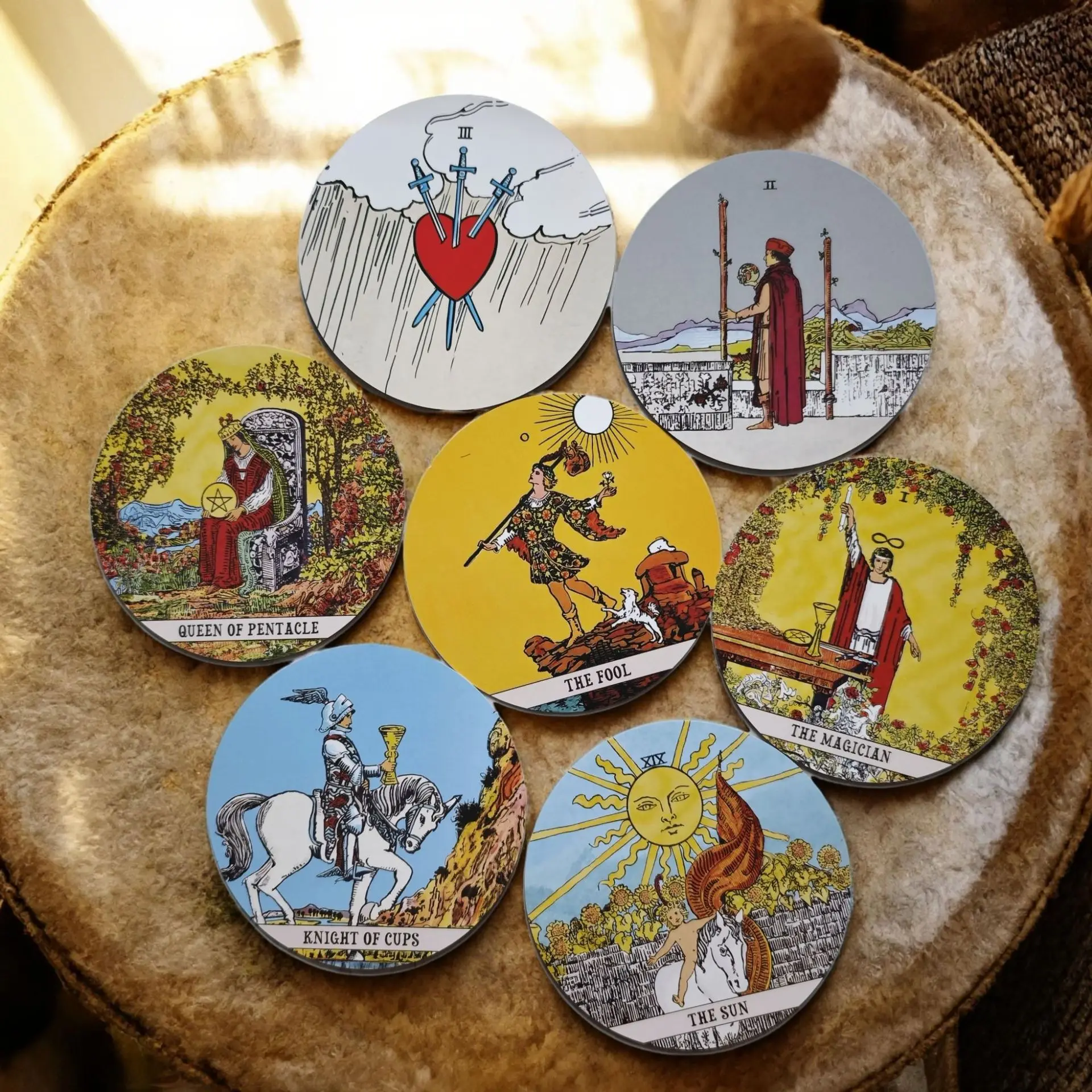 Круглые карты Таро в наборе: 7 – обзор и цена Tarot Deck With Guidebook