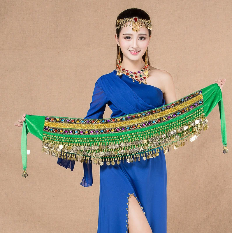Danza del ventre indiana, pratica di allargamento e appesantimento, moneta appesa, catena per la vita, esibizione di danza a doppia fila_voghion.com