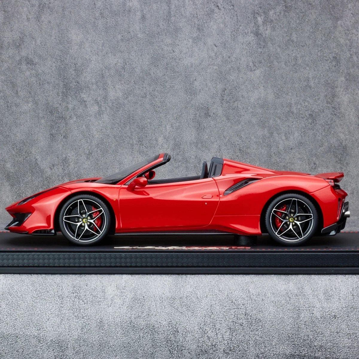 BBR 1:18 488 Pista Spider Red Simulation Limited Edition Resin Metal Static Car Model Toy Gift