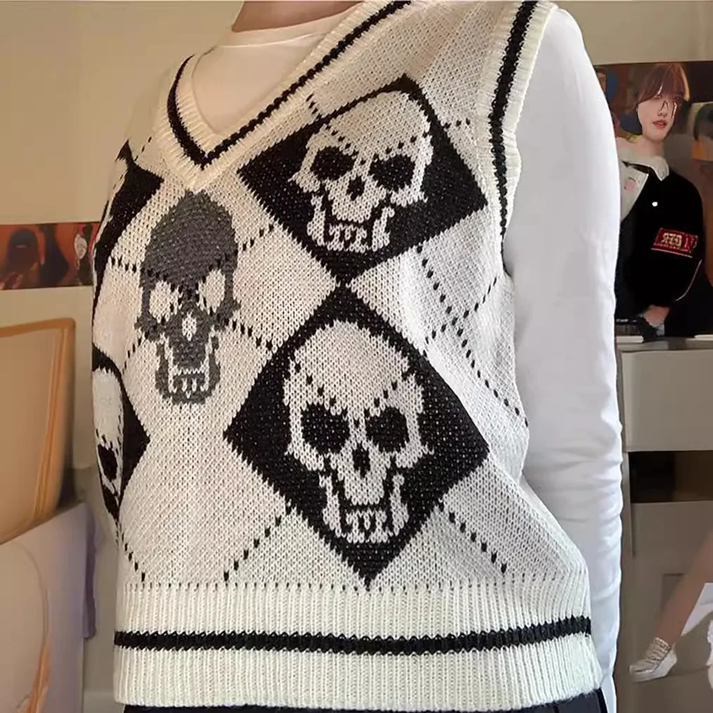 Y2K Gothic Knit Sweater Vest Skull Argyle Print Pattern Knitwear V-neck Pullover Fashion Jumper Top Women Halloween Streetwear