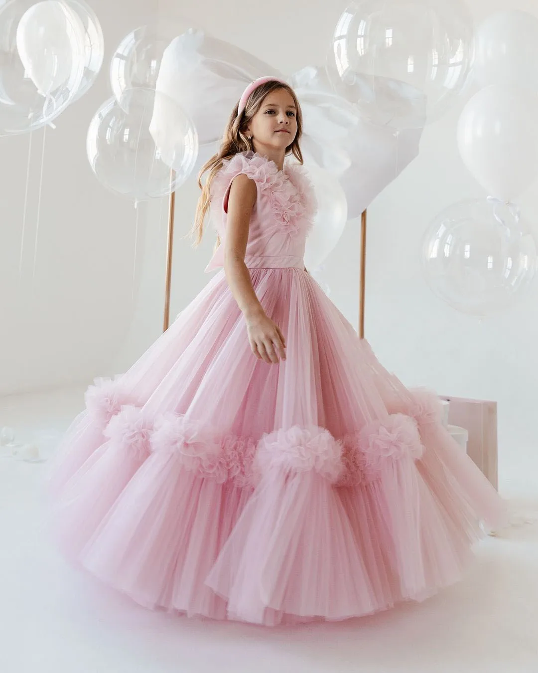 Abito da ragazza di fiore rosa per matrimonio Tulle gonfio Lunghezza pavimento Principessa Abiti da ballo per prima comunione personalizzati per feste di compleanno per bambini