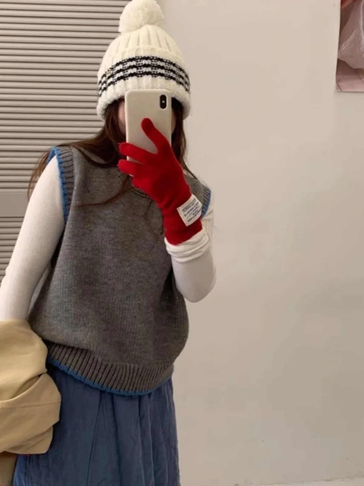 เสื้อกั๊กไหมพรมถักทรงหลวมสไตล์เกาหลีสำหรับผู้หญิง เสื้อสเวตเตอร์ฤดูใบไม้ผลิ ใส่ซ้อนกันได้ ให้ความอบอุ่น