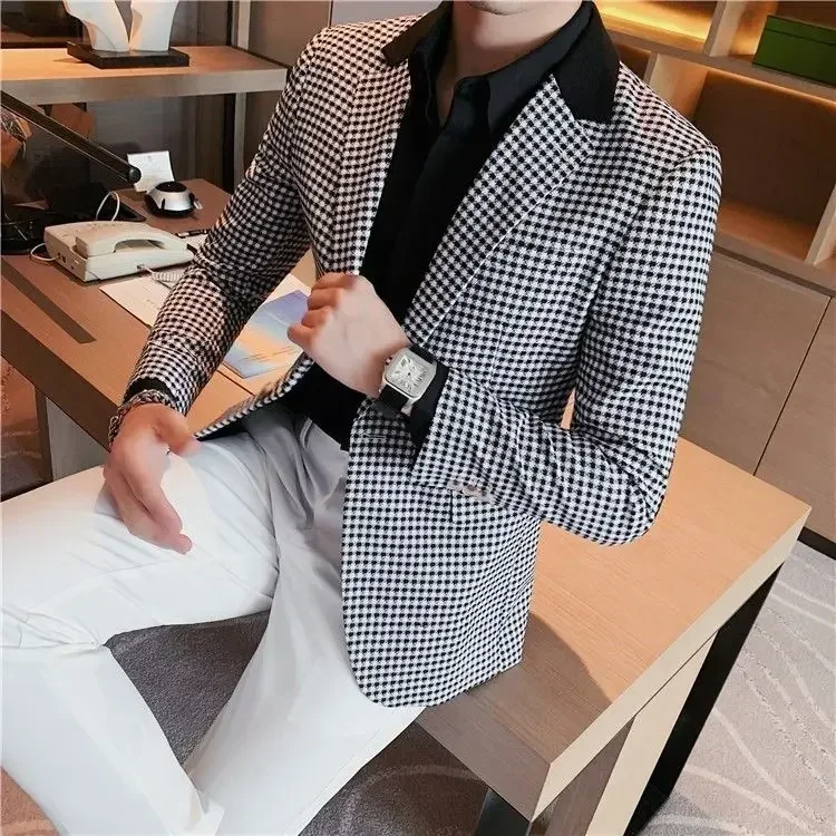 Plaid Coats New In Man Dress Suits and Blazers Trendy 2024 Fashionable Korean Style Business Jacket for Men Clothes Classic