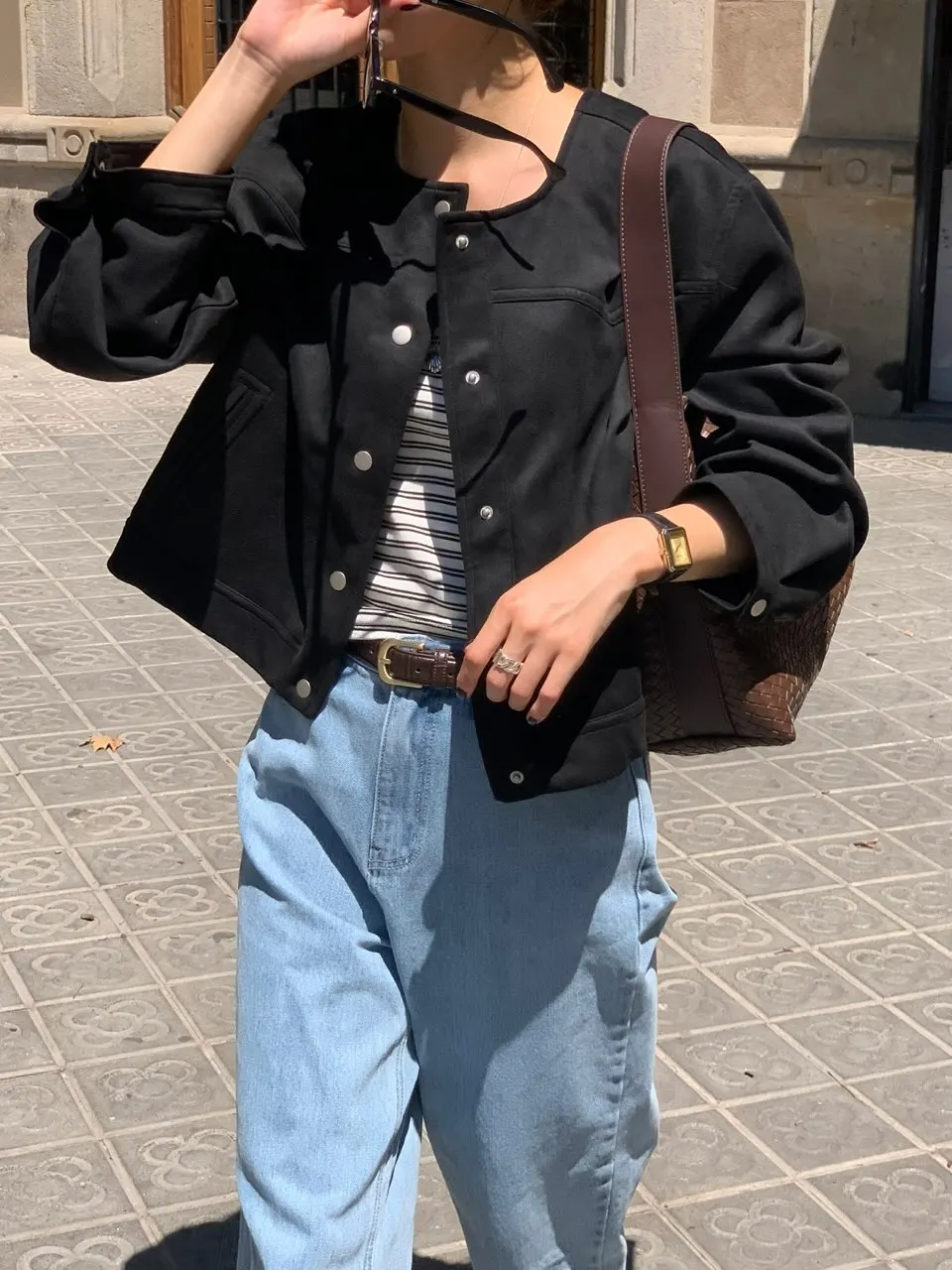 

Корейский круглый топ Ne Velvet из кожи оленя, женский осенний новый топ на одной пуговице, высококачественный черный топ, универсальный вариант для поездок на работу