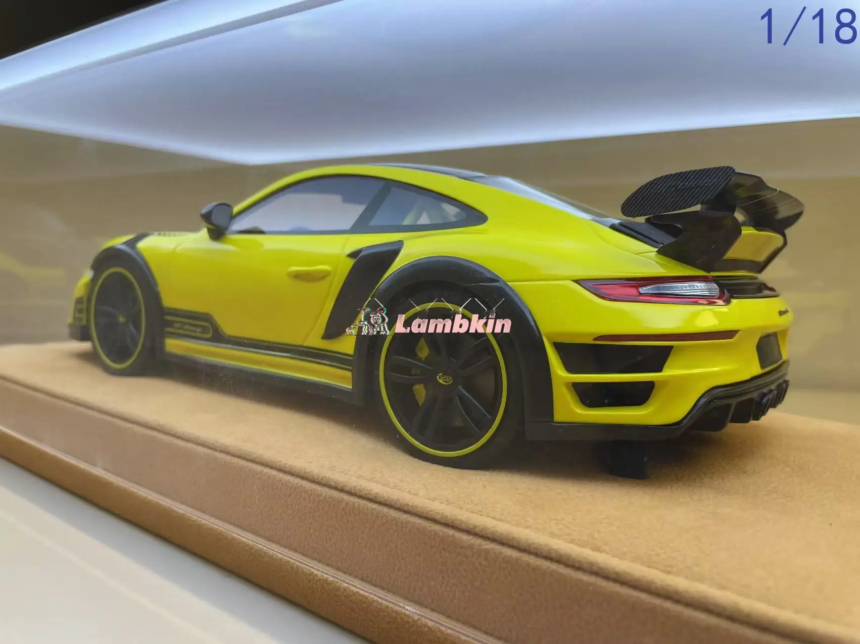 Techart 1/18 GT3 911 RS  autobarn yellow Limited Edition Simulation Resin Decorative car ornament gift Christmas