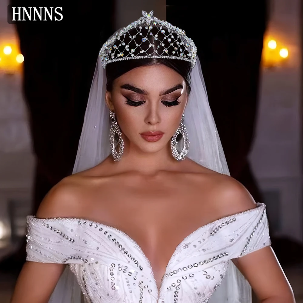 

TOPQUEEN Fashionable Bride Wedding Rhinestone Crown Hand Woven Hollow Elegant Ladies Banquet Dance Party Hair Accessories YXA324