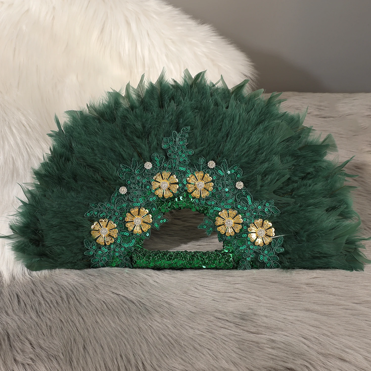 Elegante abanico de plumas, para la novia y las damas de honor para agregar un toque de estilo romántico, así que todos los momentos se convierten en mí eterna.