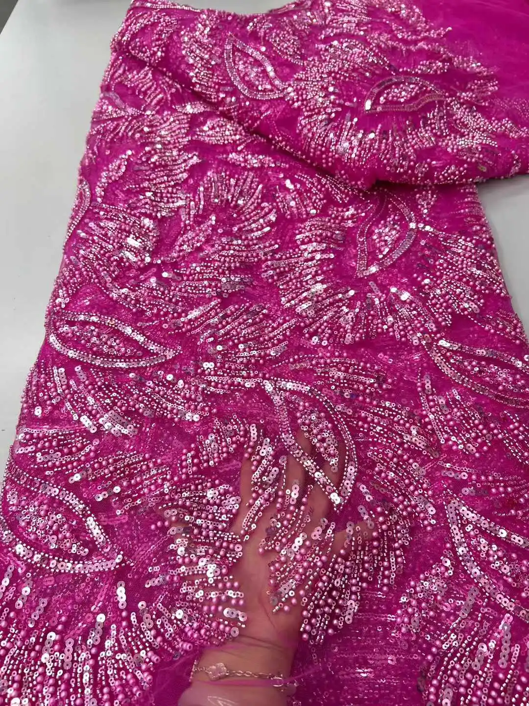 

2025 Elegant French Embroidery Mesh Lace Fabric with Beads And Sequins for African Nigerian Wedding Party Dresses Fashionable