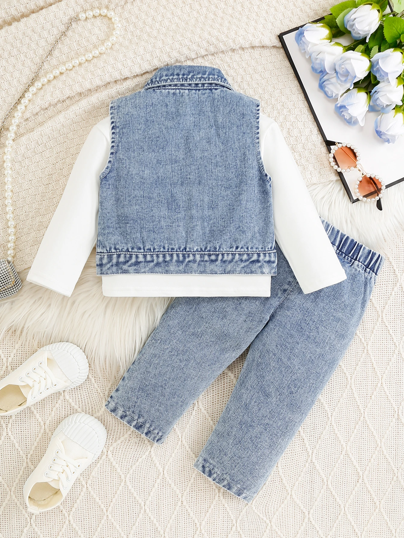 Little Girl Lapel Denim Waistcoat Matching White Basic Tee Butterfly Pattern Denim Pants Soft Casual Daily Three Piece Outfit