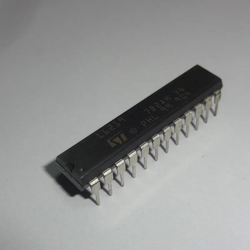 2PCS Imported Motor Driver Chip ST L6219 L62L9 PBF L6219DS 013TR SOP24 DIP24 Brand New In Stock IC