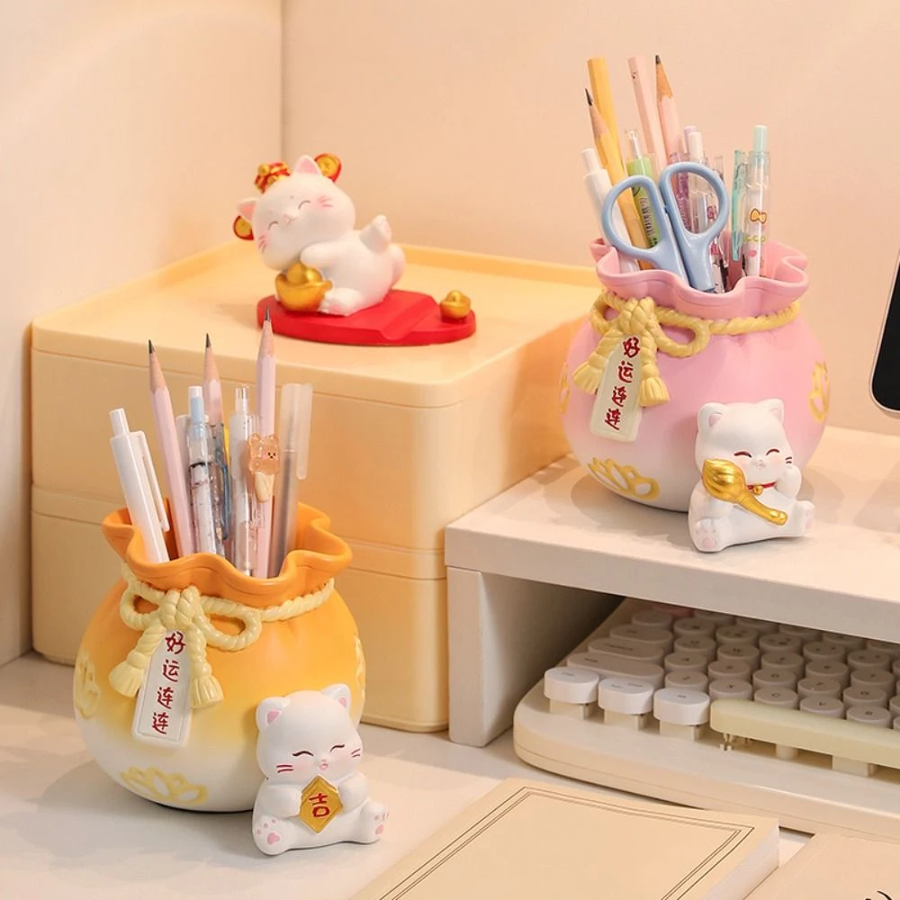 Kawaii Maneki Neko Lucky Bag Pen Holder Toast Cat Desktop Storage Box Resin Multifunction Pencil Container Office