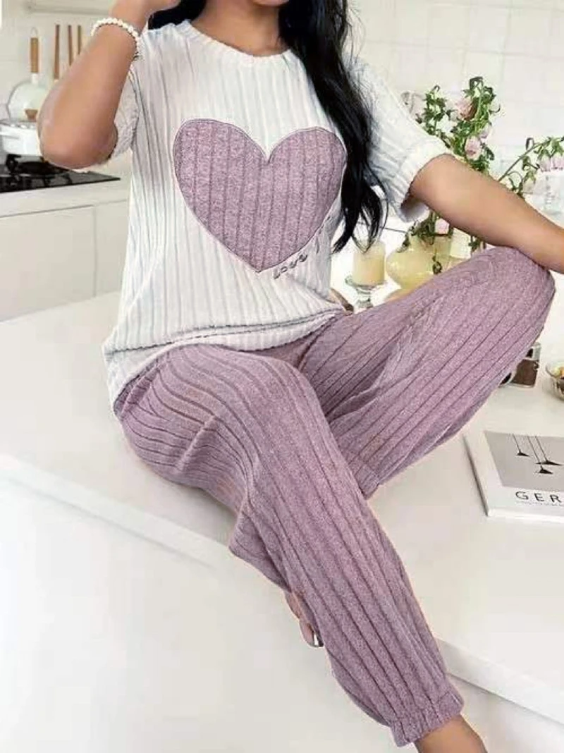 

Супермягкий домашний костюм с принтом сердца, уютный топ с короткими рукавами и круглым вырезом, длинные брюки, дышащая женская одежда для сна, домашняя одежда