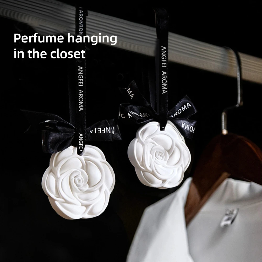 Car Hanging Air Freshener Beautiful White Flower Perfume for Car Styling Aroma Fresh Air Purifier Interior Decorations Ornament