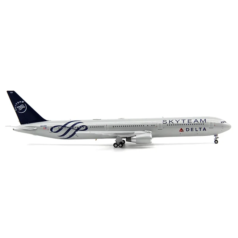 PM Diecast Scale 1/400 Delta Air Lines B767-432ER N844MH Finished Passenger Jet Model Collectible Decorated Gift Boy