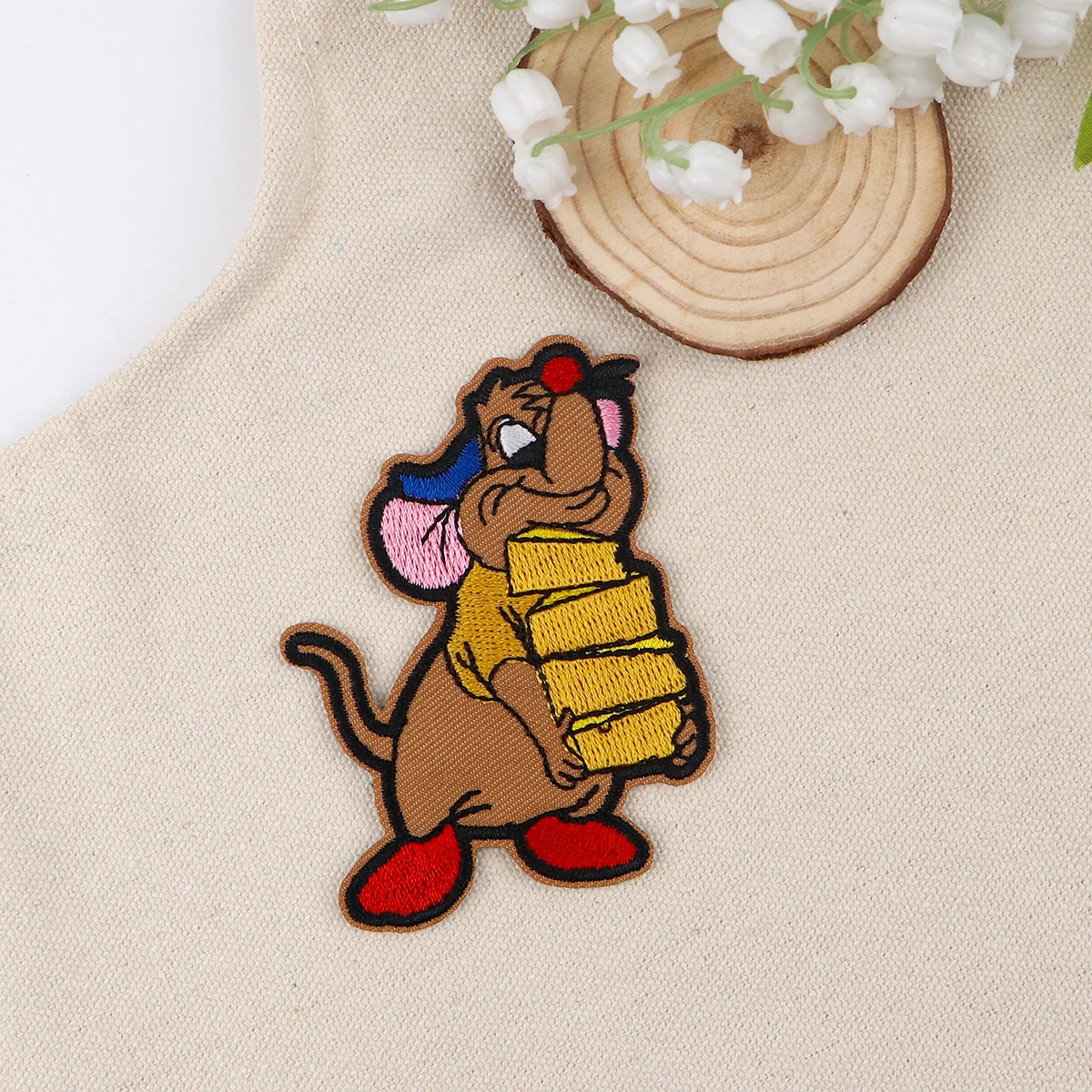 Movie Anime Characters Patch Embroidery Funny Animal Embroidered Logo Garment Accessories Sticker Patches Clothing Gifts for Kid