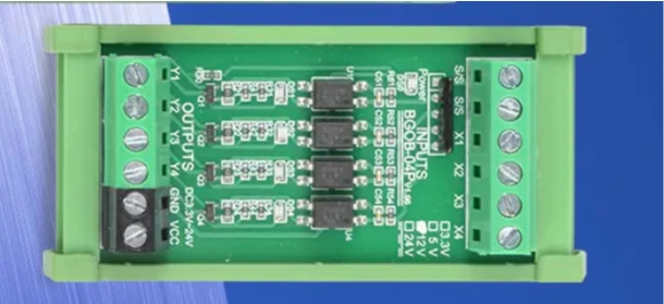 PLC industrial computer IO card microcontroller TTL optocoupler isolation board PNP to NPN mutual conversion voltage signal