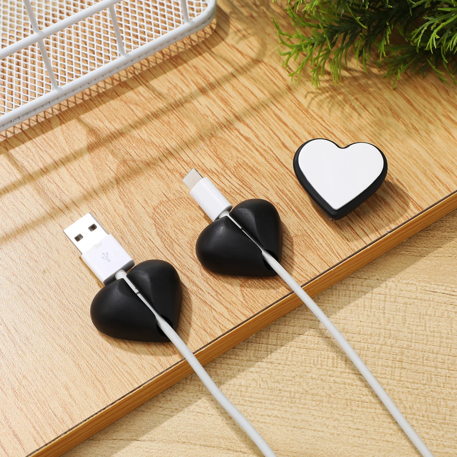 

16Pcs Cable Clips Adhesive Heart Shaped Desk Cord Organizer Wire Clips Cable Holder Charging Cord Management Cords Keeper