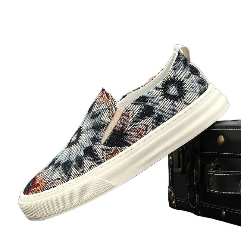 

New Spring Men's Cloth Shoes, Flat Sole, Printed, Trendy, Unique Design, Versatile, Breathable Sneakers, Casual Shoes for M