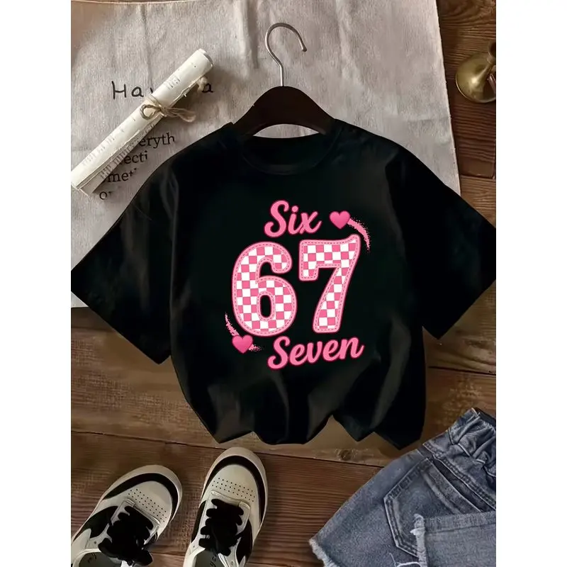 Kids 67 Pink Checkerboard & Heart Graphic T-Shirt, Breathable Cotton, Casual Topdf0188