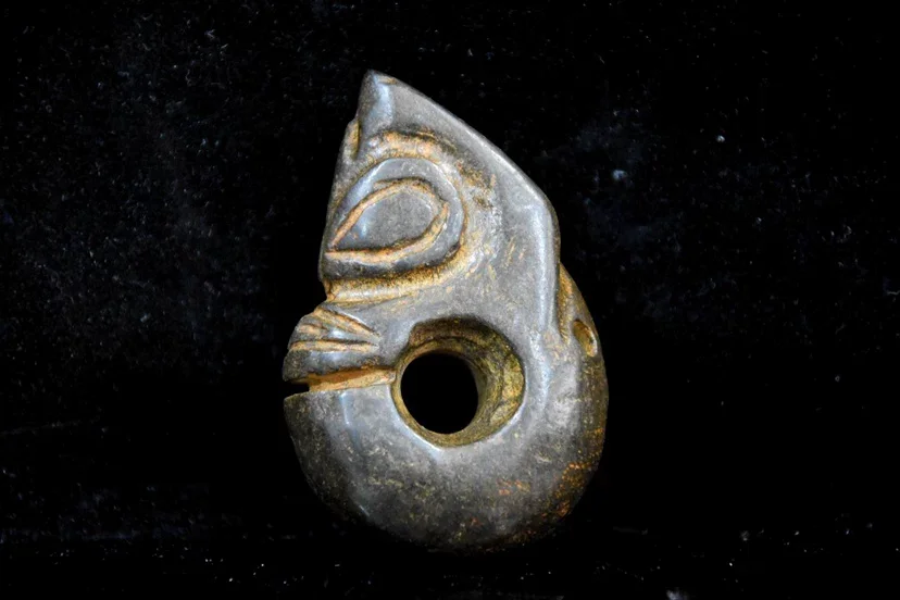 Hongshan Culture Antique Glass Meteorite Jade Pig Dragon Pendant Carved Statues Collection Home Decor Decoration