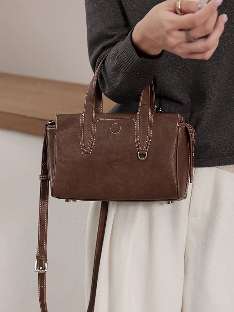 

Genuine Leather Women's Bag Versatile Crossbody Bag 2025 New Retro Style Handbag, Female Niche Commuting Shoulder bag