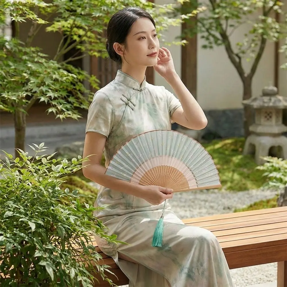 Costume Accessory Portable Folding Fan Vintage Classical Chinese Style Fan with Tassel Decorative Bamboo Fan Dance Performance