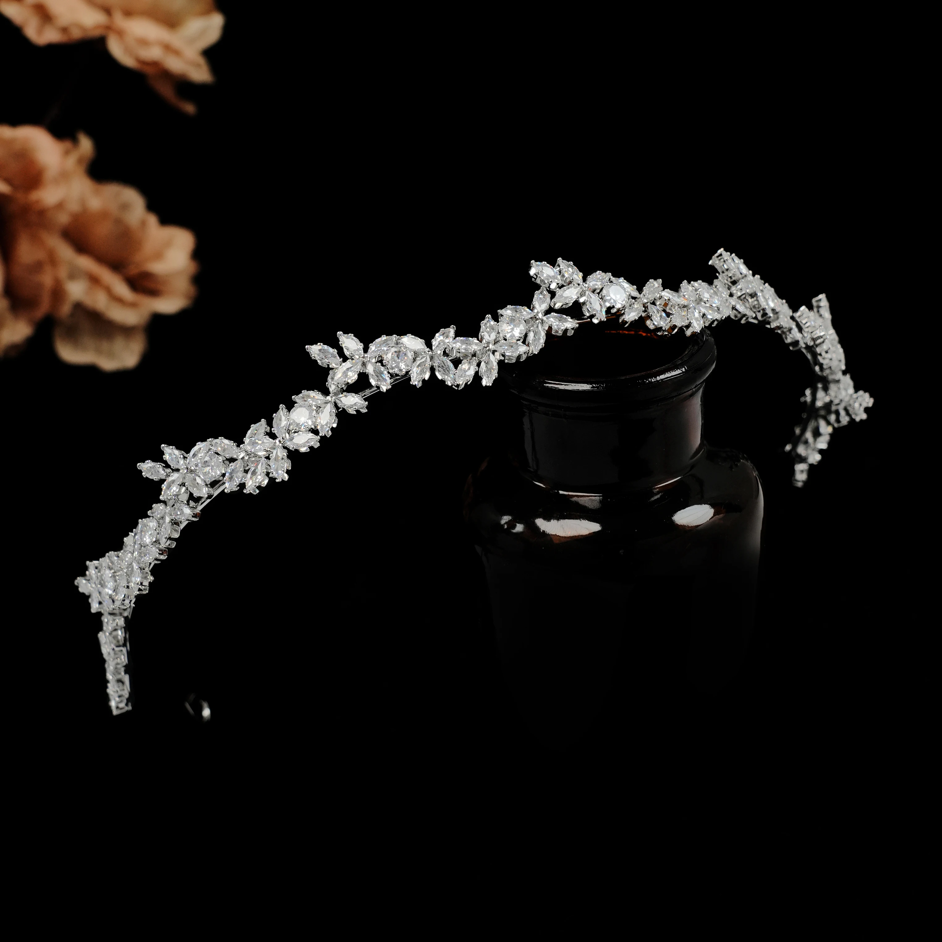 

Роскошная свадебная повязка на голову, свадебные украшения для волос, аксессуары с кубическим цирконием, тиара невесты с цирконием, корона для женщин, повязка для волос, свадебный головной убор