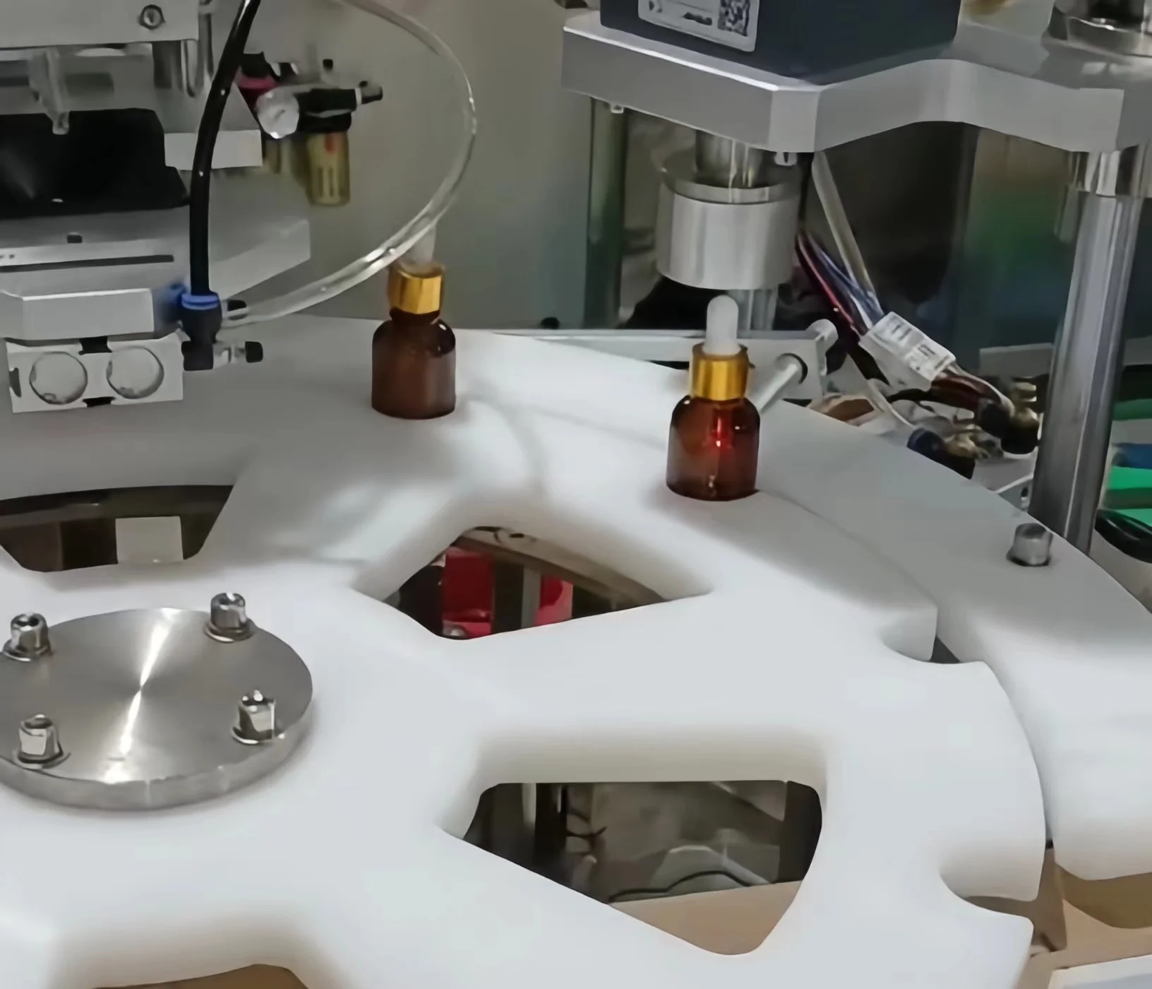 Full Automatic Monoblock 5ml 10ml 15ml 30ml 50ml Small Vial Bottle Liquid Filling Capping Machine for Packing Machinery