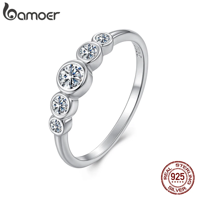 

BAMOER Classic 925 Sterling Silver Moissanite Ring, Five Stones Bezel Setting Moissanite Ring for Women Engagement Jewelry Gift