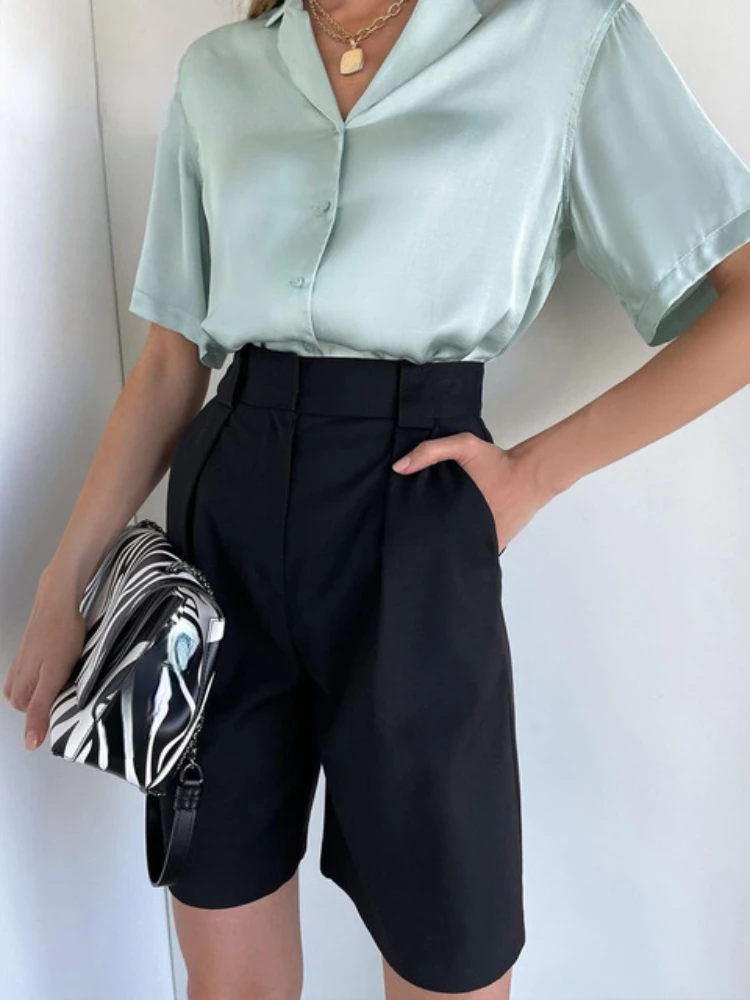

Women's High Waist Long Shorts 2026 Loose Fit Classic Knee-Length Shorts Women Office Wide Leg Black & White Summer Women Shorts