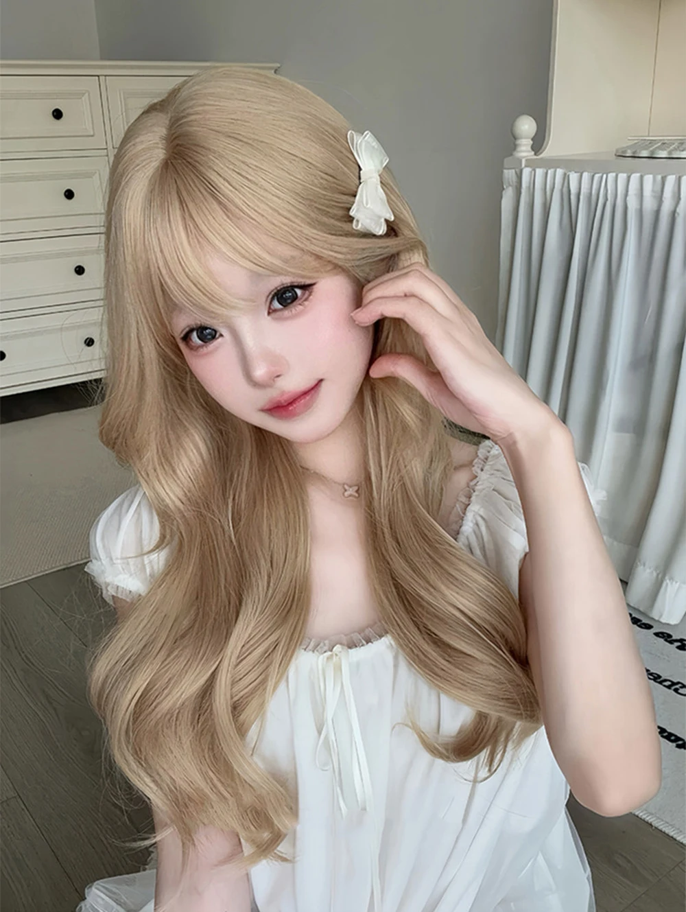 OLACARE Brown Blonde Glod Wavy Wigs for Women with Bangs Synthetic Long Curly Wavy Natural Hair Wig Daily Cosplay Heat Resistant