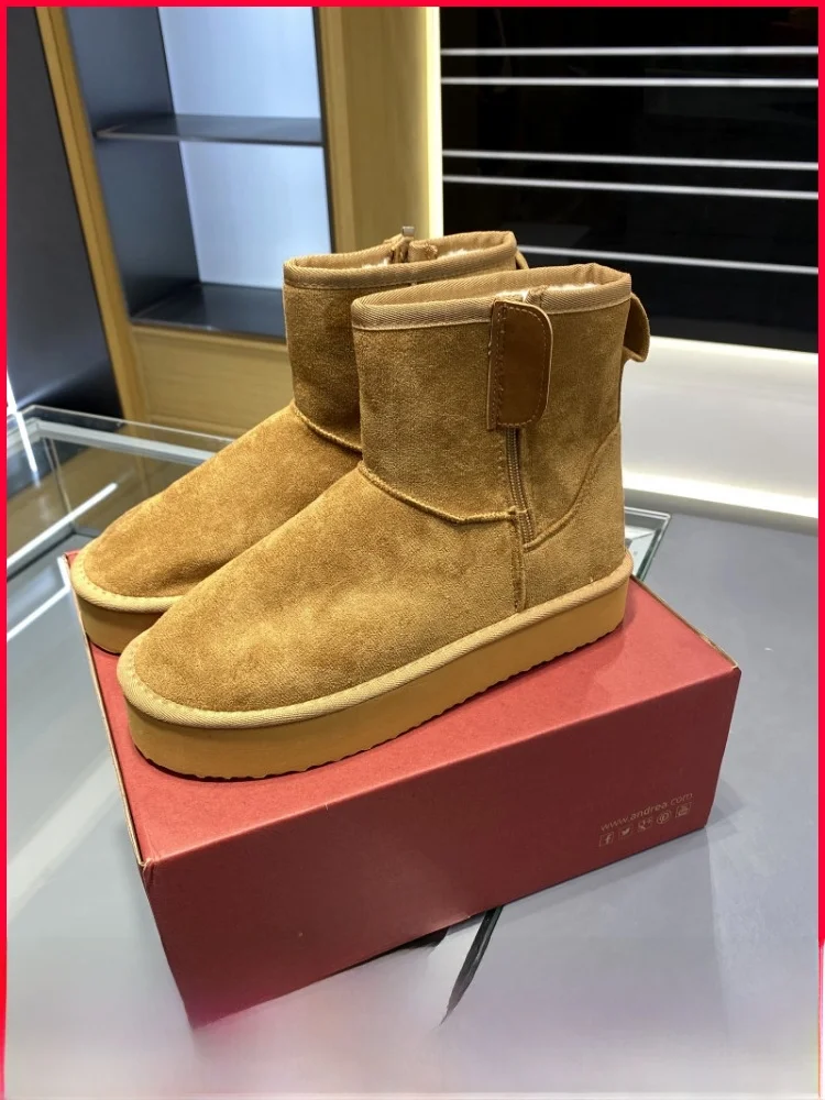 

Thickened Fleece Lined Mid-Calf Snow Boots Zipper Closure Couples Style Warm Winter Boots Rubber Outsole Casual round Toe