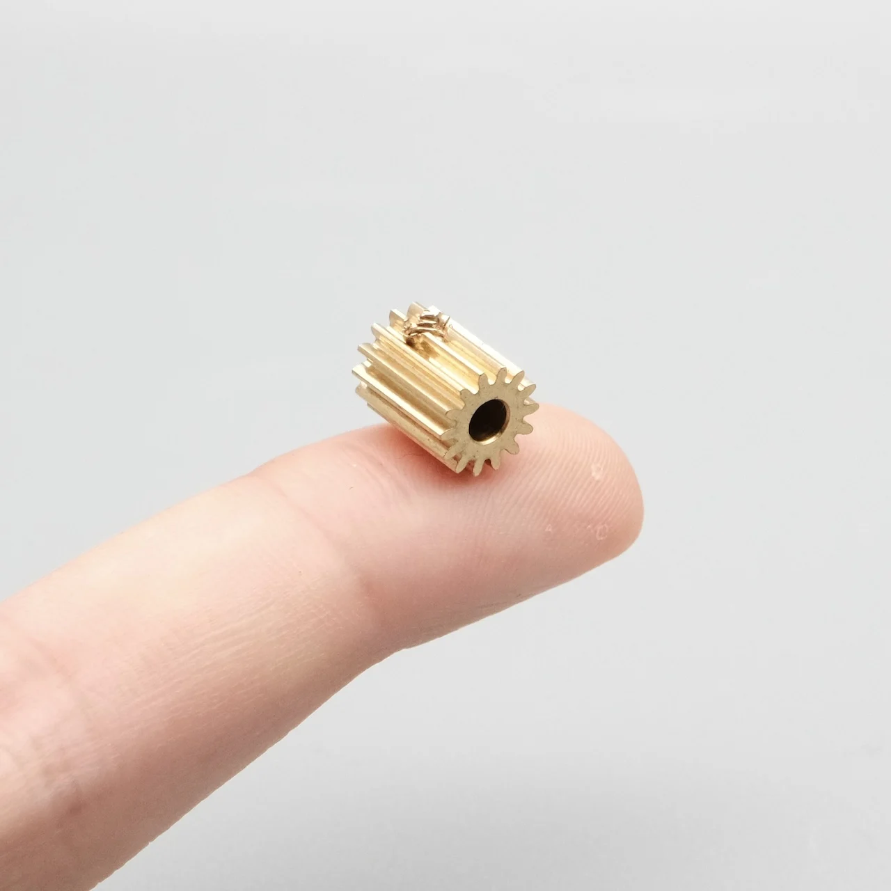 M0.5 Metal Gear Screw for DIY Models Toys Motor Output Shafts 12-20 Teeth Precision Instrument 10mm Thickness