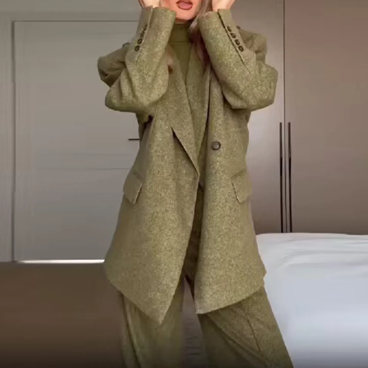 엘리 원버튼 수트 세트 2025 겨울 신상 여성 패션 개성 심플 매치 하이웨이스트 롱 팬츠 출퇴근룩