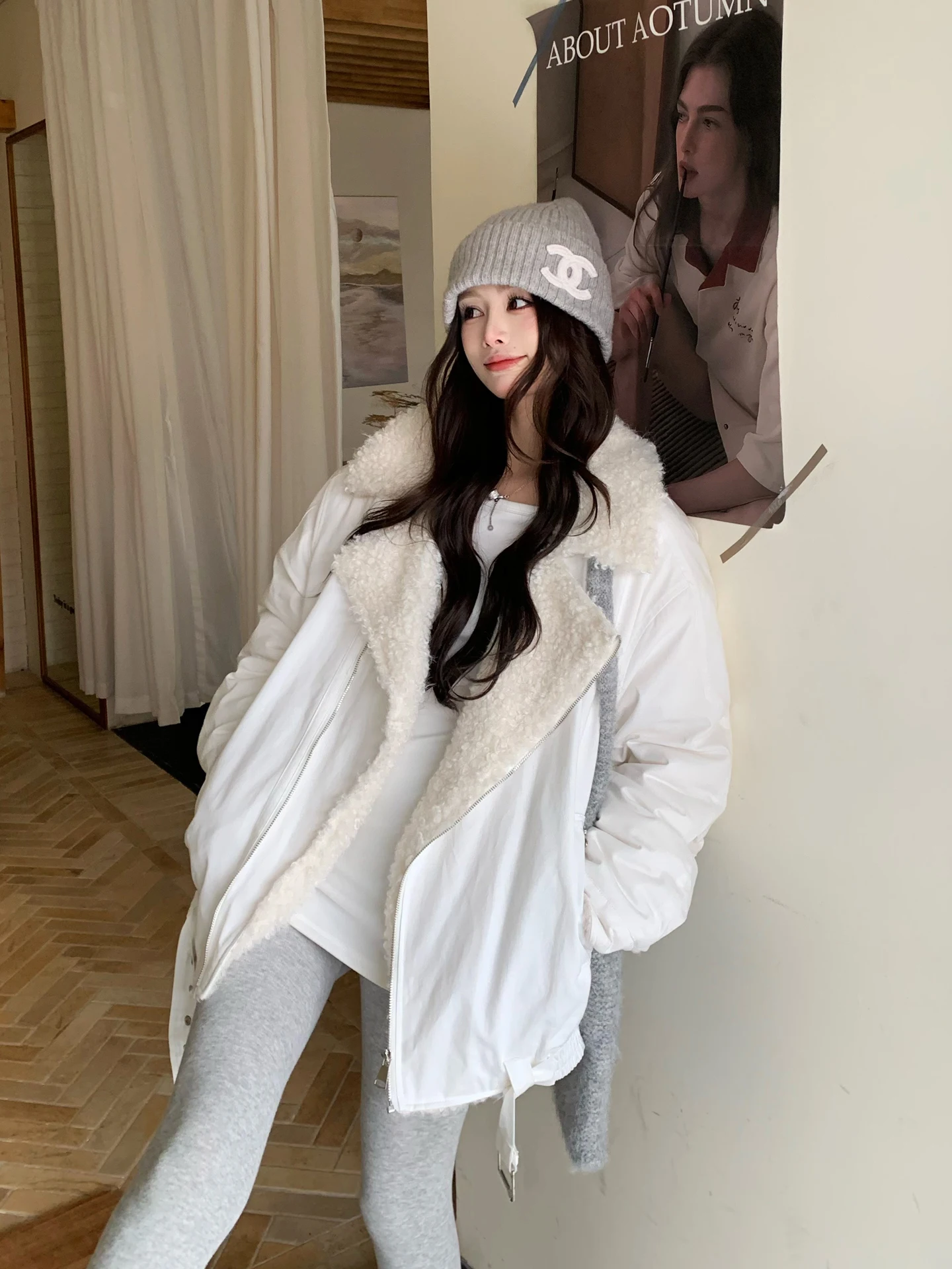 

Loose Fit Fluffy Collar Cotton Jaet Women's Winter Korean Sle Warm Coat White Curly Hair Cotton Outerwear