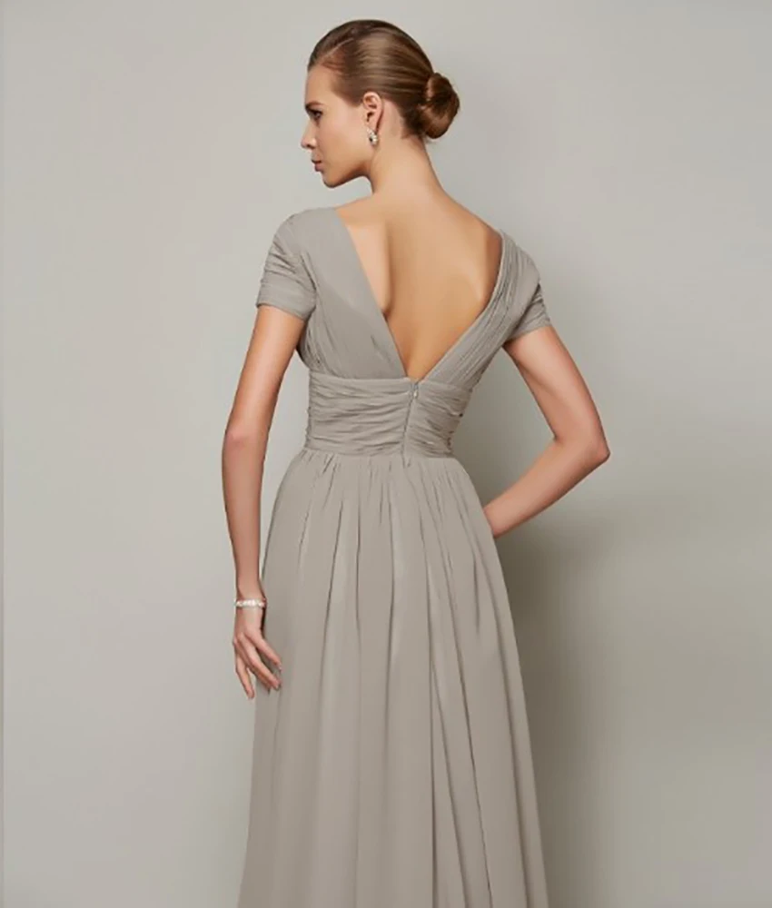 カスタマイズされた優美なジャージー素材のAラインイブニングドレス、繊細な半袖、Vネック、床丈